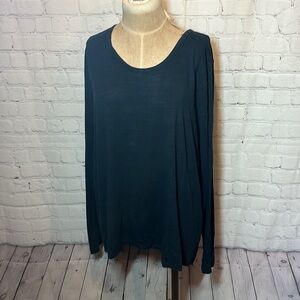 Twist back charcoal gray athletic long sleeve top size xl